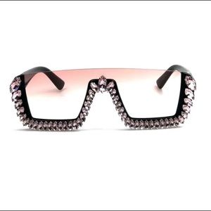 FASHIONABLE WOMEN’S LARGE HALF FRAME SUNGLASSES